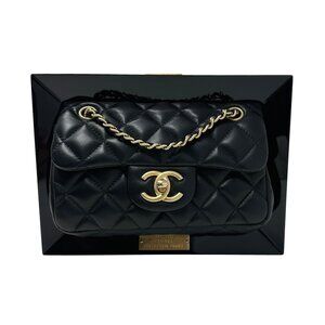 CHANEL 2014 Lambskin & Plexiglass "Collection Privee" Picture Frame Minaudière